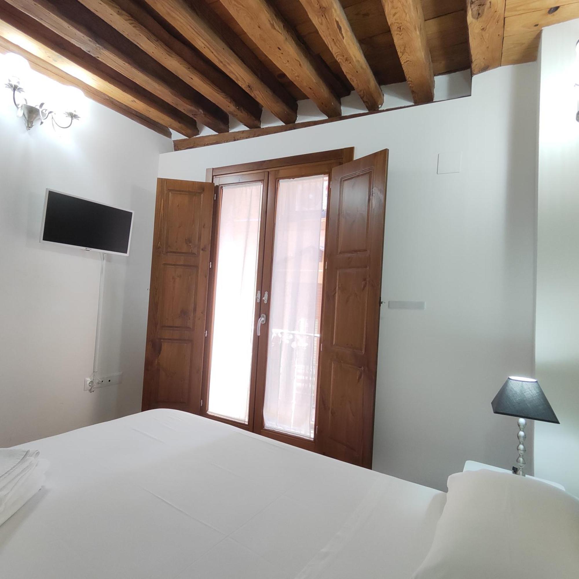 Apartment Tres Culturas Lux *